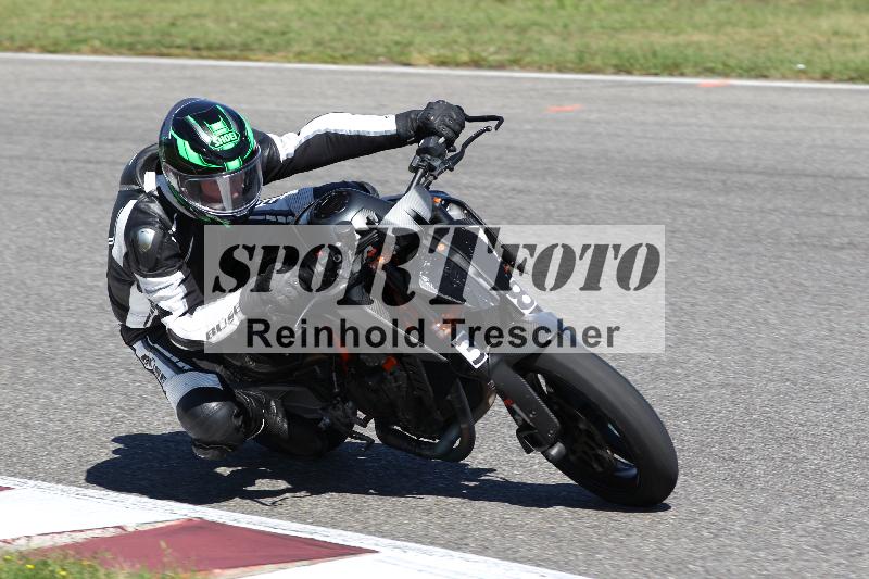 Archiv-2025/48 25.08.2025 Cornu Master School ADR/rot-rouge/38